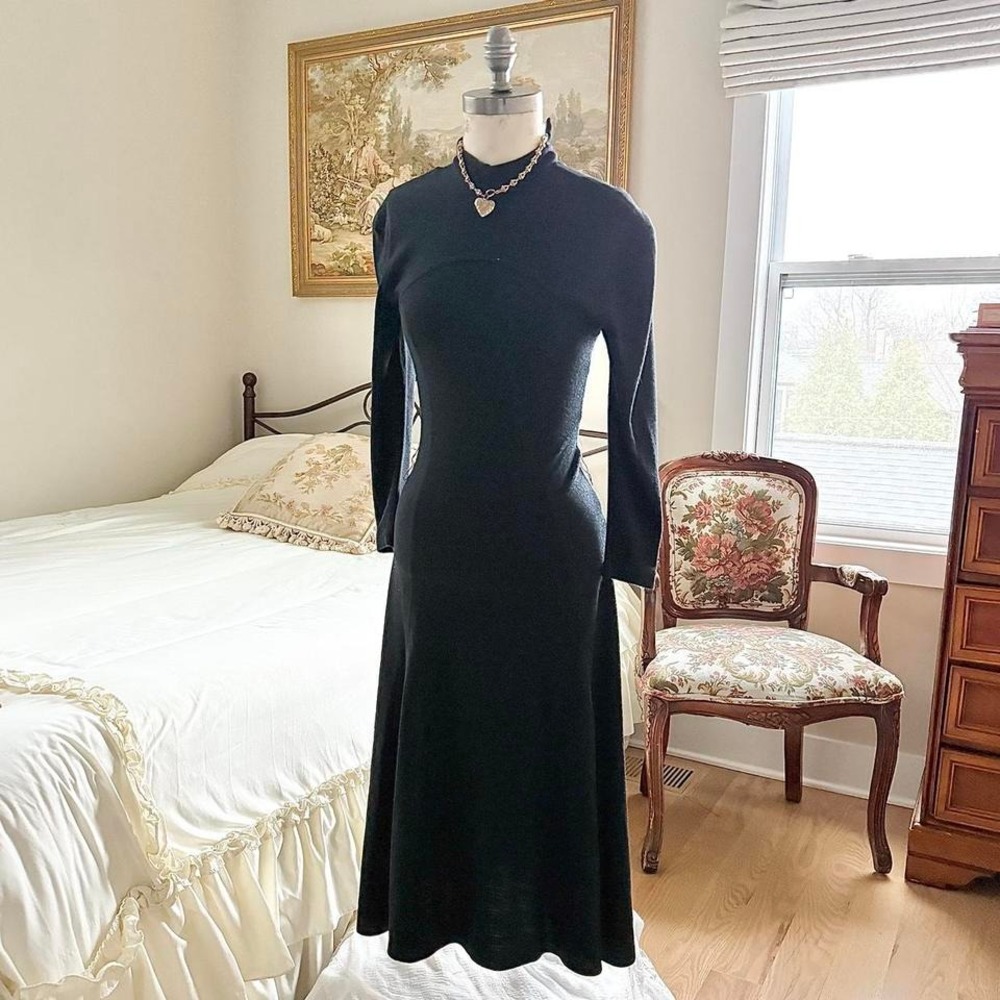 black long sleeve drop waist dress  90s d frank black maxi dress size 4